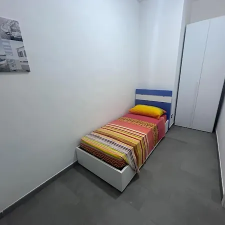 Casa Simone Elia 公寓